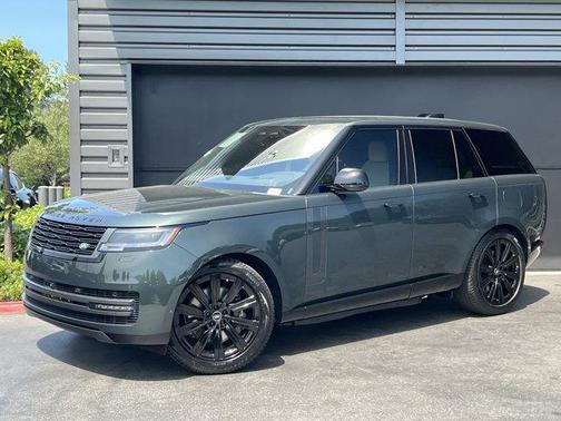 2025 Land Rover Range Rover P550e SE