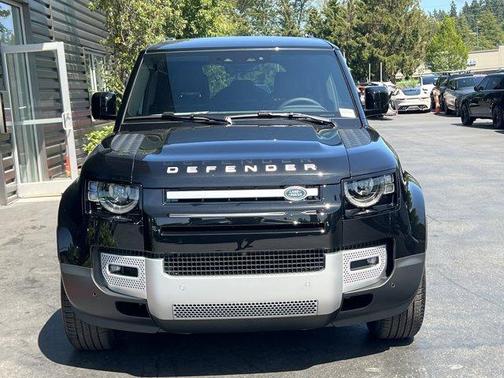 2025 Land Rover Defender P300