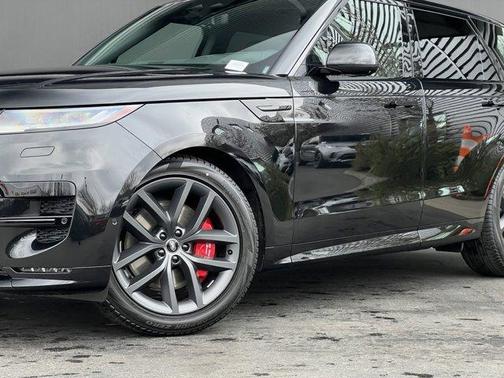 2025 Land Rover Range Rover Sport P530 Dynamic SE