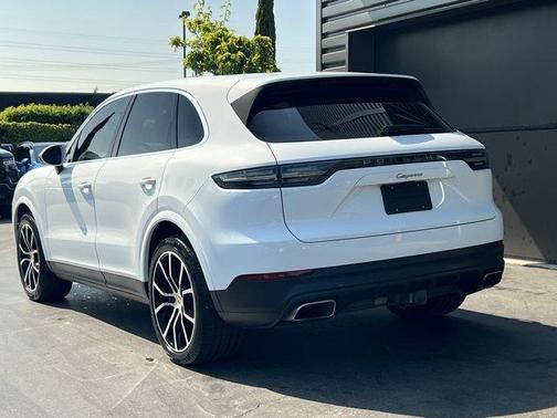 2020 Porsche Cayenne Base