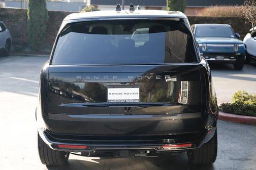 2026 Land Rover Range Rover P400 SE 7 Seat