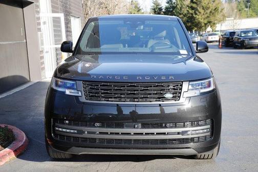 2026 Land Rover Range Rover P400 SE 7 Seat