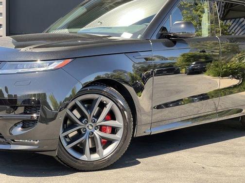 2025 Land Rover Range Rover Sport P530 Dynamic SE