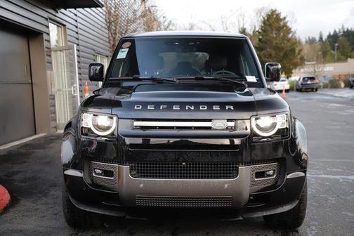 2025 Land Rover Defender P400 X