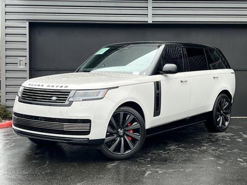 2025 Land Rover Range Rover P615 SV