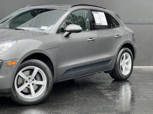 2018 Porsche Macan Base