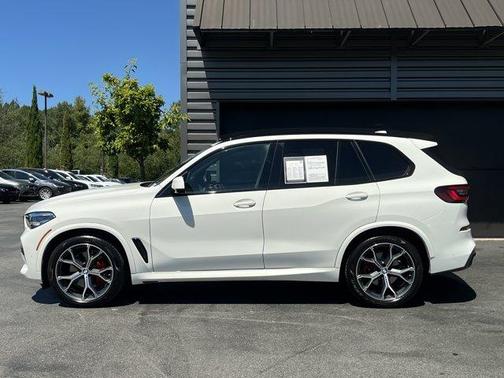 2023 BMW X5 xDrive40i