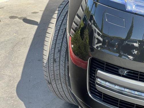 2025 Land Rover Range Rover P400 SE