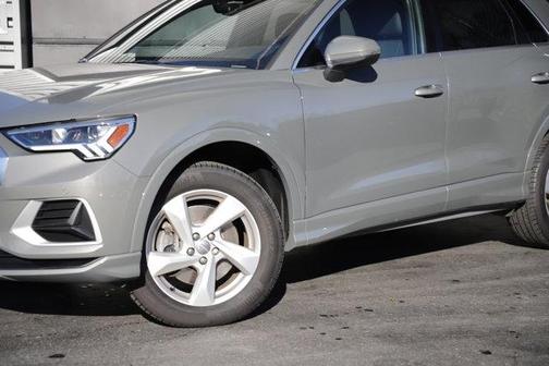 2019 Audi Q3 2.0T Premium Plus