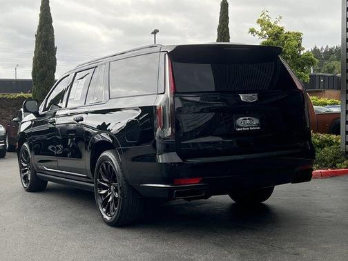 2021 Cadillac Escalade ESV Sport