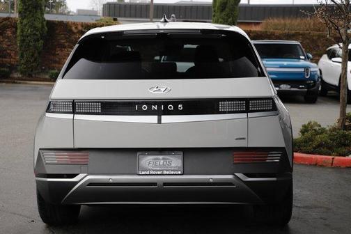 2024 Hyundai IONIQ 5 SE