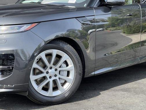 2025 Land Rover Range Rover Sport P530 Dynamic SE