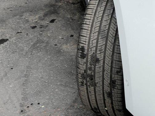 2025 Land Rover Range Rover P530 SE 7 Seat