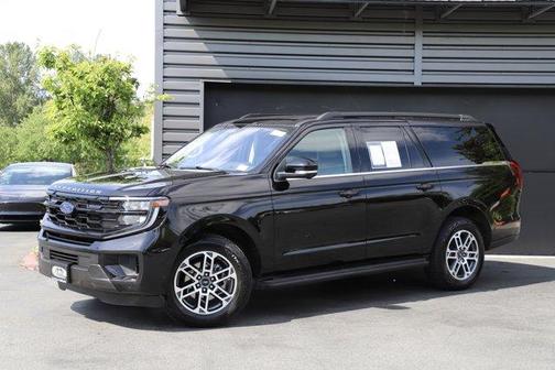 Agate Black Metallic 2025 Ford Expedition Max Active