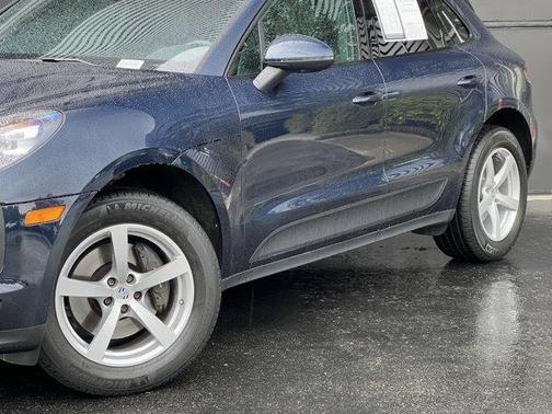 2020 Porsche Macan Base