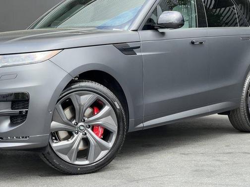 2025 Land Rover Range Rover Sport P530 Dynamic SE