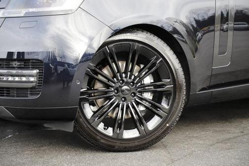 2026 Land Rover Range Rover P400 SE 7 Seat