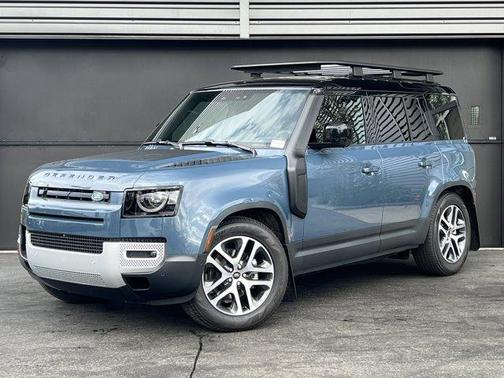 2025 Land Rover Defender P300