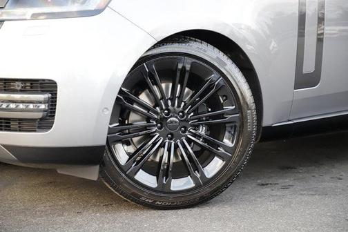 2026 Land Rover Range Rover P400 SE