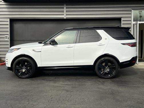 2025 Land Rover Discovery P360 Metropolitan Edition