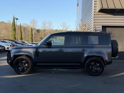 2026 Land Rover Defender 110 X-Dynamic SE