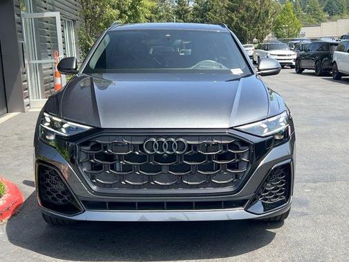 2024 Audi Q8 55 Prestige
