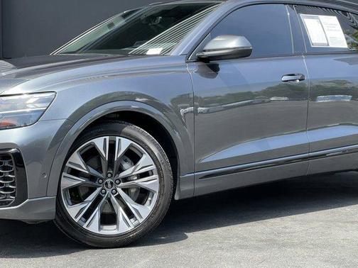2024 Audi Q8 55 Prestige