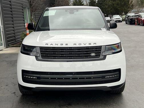 2025 Land Rover Range Rover P530 SE 7 Seat