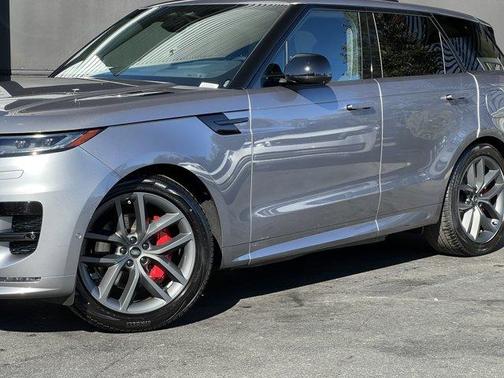 2025 Land Rover Range Rover Sport P460 Dynamic SE