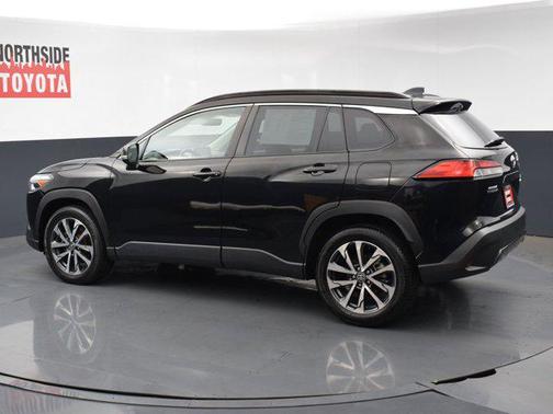 2022 Toyota Corolla Cross XLE