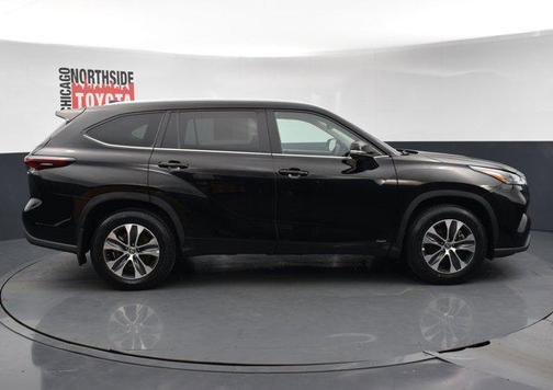 2024 Toyota Highlander Hybrid XLE