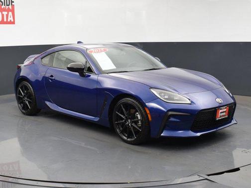 2025 Toyota GR86 Premium