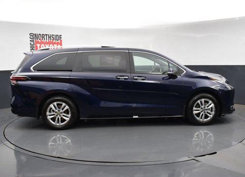 2025 Toyota Sienna Limited 7-Passenger