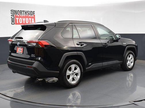 2021 Toyota RAV4 Hybrid XLE