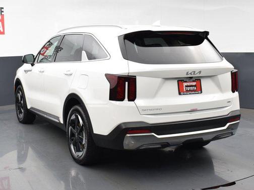 2025 Kia Sorento Hybrid EX