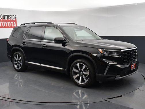 Crystal Black Pearl 2025 Honda Pilot Elite