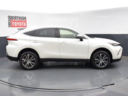 2022 Toyota Venza LE