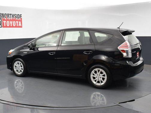 2016 Toyota Prius v Two
