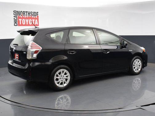 2016 Toyota Prius v Two