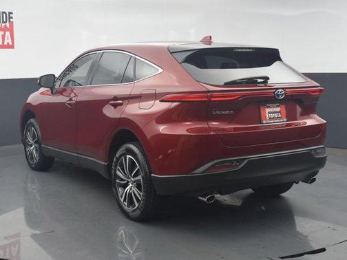 2023 Toyota Venza LE