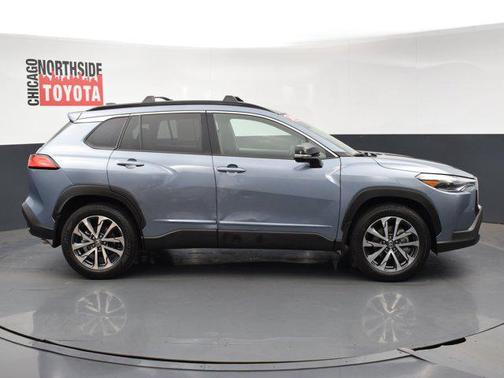 2025 Toyota Corolla Cross XLE