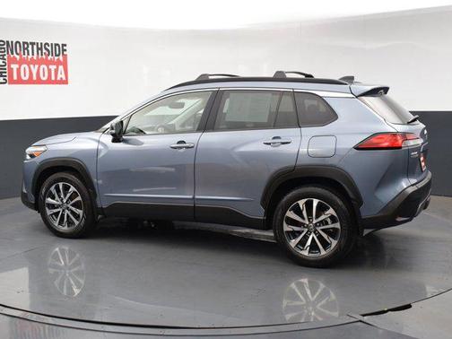 2025 Toyota Corolla Cross XLE