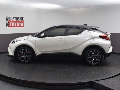Photo 2 of 56 of 2019 Toyota C-HR Limited