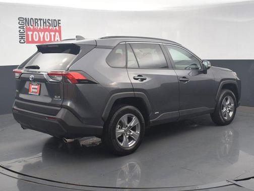 2022 Toyota RAV4 Hybrid XLE