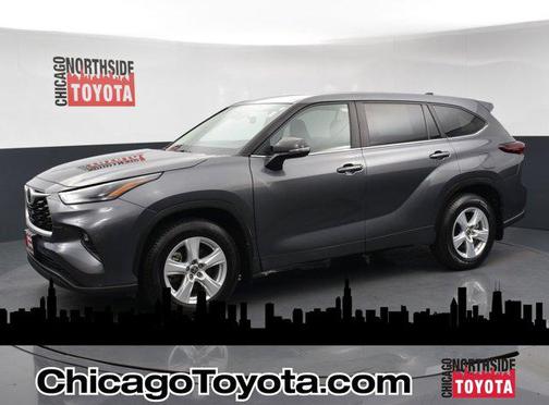 Magnetic Gray Metallic 2024 Toyota Highlander LE