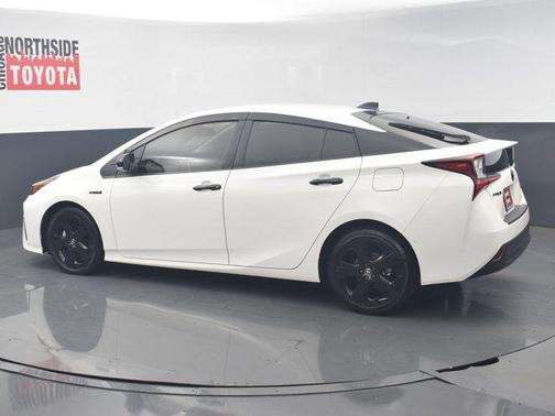 2022 Toyota Prius L