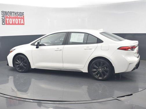 Ice Cap 2023 Toyota Corolla SE
