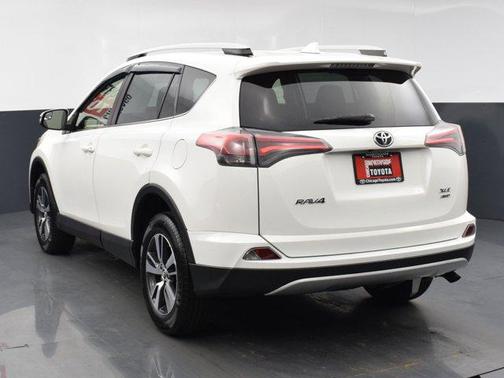 Super White 2016 Toyota RAV4 XLE