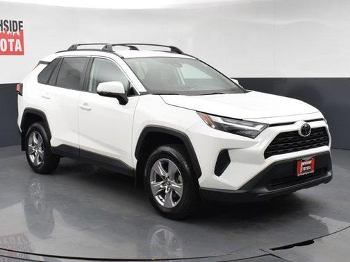 Ice Cap 2024 Toyota RAV4 XLE