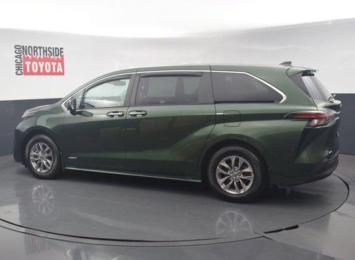 2021 Toyota Sienna XLE 7 Passenger
